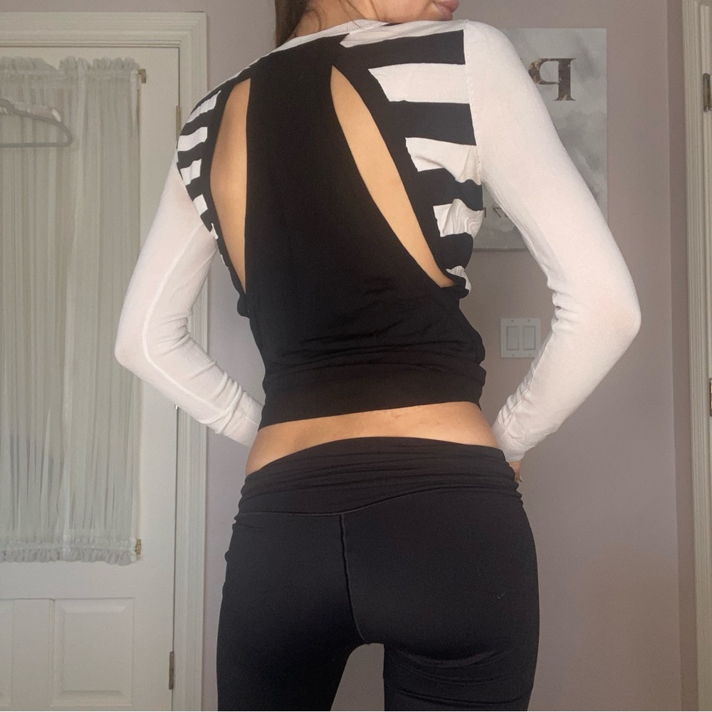 Black and white knit top